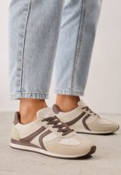 Beżowe Sneakersy Casual z Imitacji Zamszu z Geometrycznymi Wstawkami na Boku Sadiqa. Brązowe obuwie sportowe damskie Renee, bez wzorów, z jeansu, bez zapięcia. Za 119.99 zł.