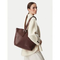 Torebka Coccinelle. Czerwone shopperki damskie Coccinelle, bez wzorów, bez dodatków. Za 1,549.00 zł.