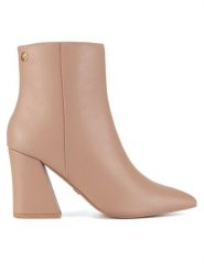 Nine West Botki CEO-AIDA-01 Beżowy. Brązowe botki damskie Nine West, bez wzorów, z materiału, bez obcasa, na słupku, bez zapięcia. Za 279.99 zł.