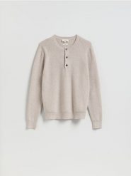 Sweter z dodatkiem wełny - beżowy. Brązowe swetry męskie Reserved, l, bez wzorów, z dzianiny, bez kołnierzyka, bez ramiączek. Za 219.99 zł.