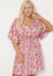 Różowa Sukienka z Wiskozy Ściągana w Talii w Kwiaty Liranette. Czerwone sukienki damskie Born2be, na co dzień, l, bez wzorów, z jeansu, eleganckie, bez kołnierzyka, bez ramiączek, mini. Za 59.99 zł.