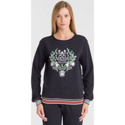 CZARNA BLUZA TRUSSARDI JEANS. Czarne bluzy damskie TRUSSARDI JEANS, l, bez wzorów, z jeansu, bez ramiączek, bez kaptura. Za 149.50 zł.