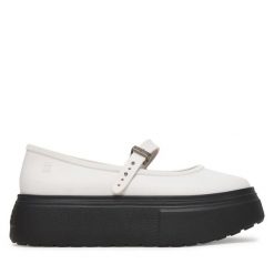 Baleriny Melissa. Białe balerinki damskie Melissa, bez wzorów, bez obcasa, bez zapięcia. Za 498.99 zł.