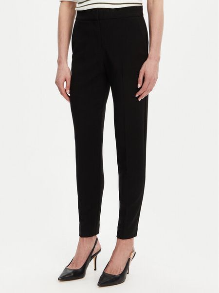 French Connection Spodnie materiałowe 74KZA Czarny Tailored Fit. Czarne spodnie materiałowe damskie French Connection, bez wzorów, z materiału. Za 209.99 zł.