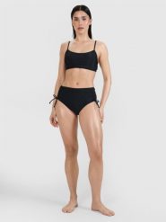 4F Góra od bikini damska - czarna M. Czarne bikini 4F, m, bez wzorów, z elastanu. W wyprzedaży za 39.99 zł.