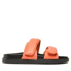 Klapki Bianco. Brązowe klapki damskie Bianco, bez wzorów, bez obcasa, bez zapięcia. Za 449.99 zł.