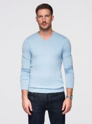 Elegancki męski sweter V-neck BASIC z wiskozą –jasnoniebieski V10 - Rozmiar: S. Niebieskie swetry męskie Ombre Clothing, m, bez wzorów, z wiskozy, eleganckie, bez kołnierzyka, bez ramiączek. W wyprzedaży za 89.99 zł.
