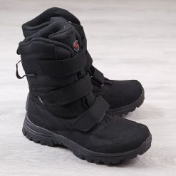 Wodoodporne śniegowce trekkingowe młodzieżowe czarne American Club SN06. Czarna śniegowce damskie American CLUB, z materiału, bez zapięcia. Za 209.99 zł.