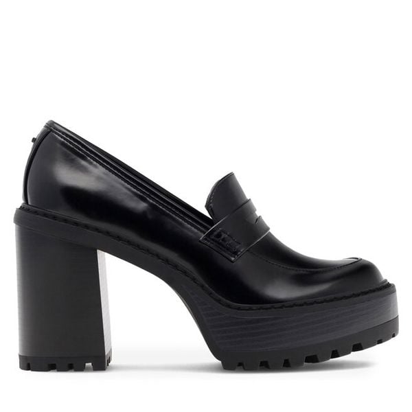 Półbuty Nine West. Czarne półbuty damskie Nine West, bez wzorów, bez obcasa, na obcasie, bez zapięcia. Za 229.99 zł.