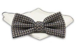 Granatowo-Beżowa Elegancka Mucha z Białą Poszetką -CHATTIER- Męska, Wzór Geometryczny. Niebieskie krawaty i muchy Chattier, bez wzorów, eleganckie. Za 59.00 zł.
