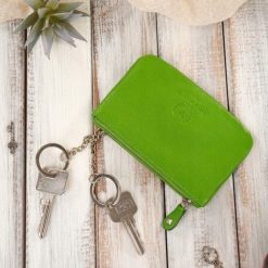 Paolo Peruzzi Portfel damski skórzany z kwiatowym wzorem T-45-GR etui na klucze T-51-NGR zestaw prezentowy ZUP-119-GR. Portfele damskie Paolo Peruzzi. Za 149.01 zł.