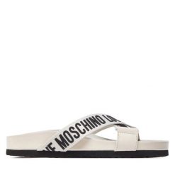 Klapki LOVE MOSCHINO. Brązowe klapki damskie Love Moschino, bez wzorów, bez obcasa, bez zapięcia. Za 579.99 zł.