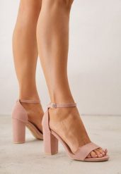 Jasnoróżowe Sandały Vices na Słupku z Wkładką ze Skóry Naturalnej Avelhira. Czerwone sandały damskie Renee, bez wzorów, ze skóry, bez obcasa, na obcasie, bez zapięcia. Za 89.99 zł.