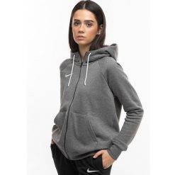 Bluza sportowa damska Nike Wmns Park 20. Białe bluzy damskie Nike, l, bez wzorów, sportowe, bez ramiączek, z kapturem. Za 219.99 zł.