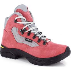 Skórzane buty trekkingowe "Nimba" w kolorze czerwonym. Czerwone obuwie trekkingowe damskie Kimberfeel, bez zapięcia. W wyprzedaży za 289.95 zł.