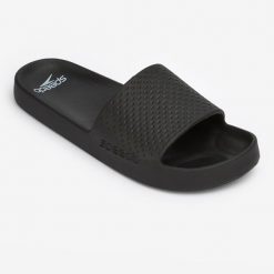 Klapki basenowe męskie Speedo Entry Essential. Czarne klapki męskie Speedo, bez wzorów, z materiału, bez zapięcia. Za 79.99 zł.
