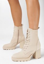 Beżowe Botki Ophelie. Brązowe botki damskie Born2be, bez wzorów, za kostkę, bez obcasa, na obcasie, bez zapięcia. Za 159.99 zł.