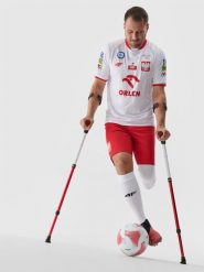 4F Koszulka replika domowa AMP Futbol męska - biała S. Białe koszulki sportowe męskie 4F, m, bez wzorów, z dzianiny, bez ramiączek, na fitness i siłownię. Za 289.99 zł.
