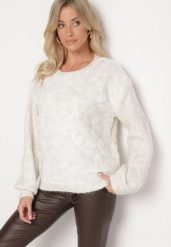 Biały Sweter z Wiskozą w Kwiaty Ozdobiony Siateczką z Cekinami Valenhela. Białe swetry nierozpinane damskie Born2be, m, bez wzorów, z jeansu, eleganckie, bez kołnierzyka, bez ramiączek. Za 119.99 zł.