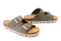 DR. BRINKMANN 700921-07 grun, klapki damskie. Zielone klapki damskie Dr. Brinkmann, na lato, bez wzorów, ze skóry, bez obcasa, bez zapięcia. Za 229.42 zł.