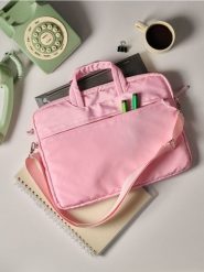 Torba na laptopa - różowy. Czerwone torby na laptopa damskie Sinsay, bez wzorów. Za 29.99 zł.