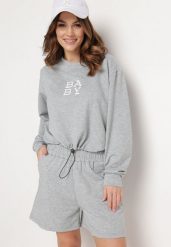 Szary 2-Częściowy Komplet Dresowy Bluza z Nadrukiem i Luźne Szorty z Kieszeniami Ridana. Szare bluzy damskie Born2be, m, bez wzorów, z dresówki, eleganckie, bez ramiączek, bez kaptura. Za 49.99 zł.