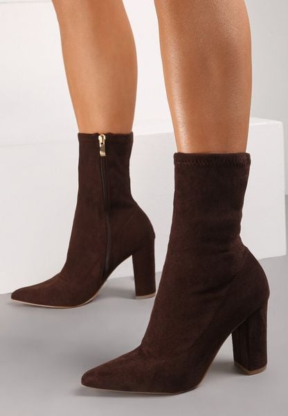 Brązowe Botki Helis. Brązowe botki damskie Renee, bez wzorów, ze szpiczastym noskiem, za kostkę, bez obcasa, na obcasie, bez zapięcia. Za 139.99 zł.