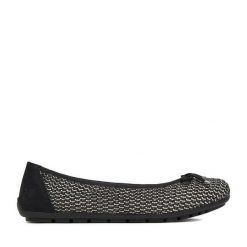 Baleriny Rieker. Czarne balerinki damskie Rieker, bez wzorów, bez obcasa, bez zapięcia. Za 289.99 zł.