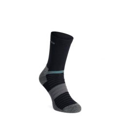 Skarpety biegowe Inov-8 Active High. Czarne skarpetki damskie Inov-8, bez wzorów. Za 51.99 zł.