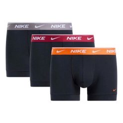 Bokserki Nike Trunk 3Pk Dorośli. Czarne bokserki męskie Nike, bez wzorów, z elastanu. Za 159.00 zł.
