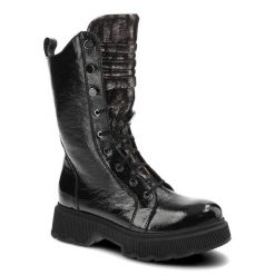 Trapery damskie Clasicco, naturalna skóra lakierowana z dodatkiem materiału filcowa wkładka ocieplane wnętrze, czarny, 2250-01AM-W2. Czarne trapery damskie Clasicco, z lakierowanej skóry, bez zapięcia. Za 439.00 zł.