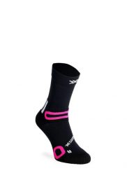 Skarpety turystyczne X-Socks Hike Discover Crew. Czarne skarpety męskie X-Socks, bez wzorów, z materiału. Za 102.29 zł.