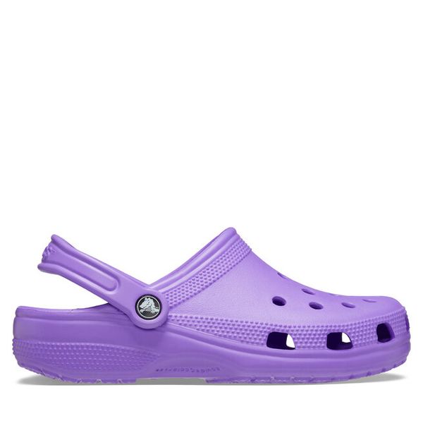 Klapki Crocs. Fioletowe klapki damskie Crocs, bez wzorów, bez zapięcia. Za 169.99 zł.