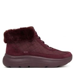Trzewiki Skechers. Czerwone botki damskie Skechers, bez wzorów, bez obcasa, na płaskiej podeszwie, bez zapięcia. Za 359.99 zł.