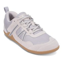Buty barefoot damskie Xero Shoes Prio Suede. Szare obuwie trekkingowe damskie XERO SHOES, bez zapięcia. Za 239.99 zł.