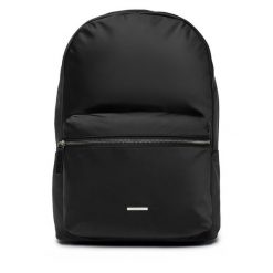 Plecak Calvin Klein. Czarne plecaki męskie Calvin Klein, bez wzorów, z nylonu, sportowe. Za 369.99 zł.