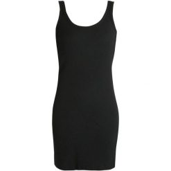 Sukienka damska The People Rep. Romina Czarna. Czarne sukienki damskie WE THE PEOPLE, s, bez wzorów, prążkowane, eleganckie, bez kołnierzyka, bez ramiączek, sportowe. Za 186.99 zł.