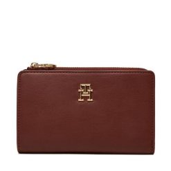 Portfel Tommy Hilfiger. Czerwone portfele damskie Tommy Hilfiger. Za 169.99 zł.