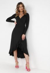 Czarna Sukienka Verial. Czarne sukienki damskie Born2be, s, bez wzorów, z dzianiny, eleganckie, bez kołnierzyka, bez ramiączek, maxi, kopertowe. Za 69.99 zł.