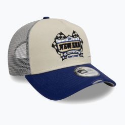 Czapka z daszkiem New Era NE Motorsport Trucker. Brązowe czapki damskie New Era, na zimę, bez wzorów. Za 129.99 zł.