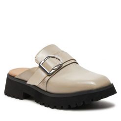 Klapki Clarks. Brązowe klapki damskie Clarks, bez wzorów, bez obcasa, bez zapięcia. Za 449.99 zł.
