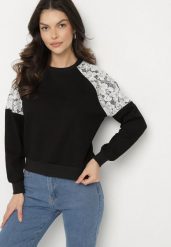 Czarna Bluza z Bawełną Ozdobiona Koronką Elanorea. Czarne bluzy damskie Born2be, l, z aplikacjami, z bawełny, casualowe, bez ramiączek, bez kaptura. Za 64.99 zł.