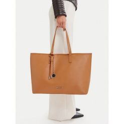 Torebka Nine West. Brązowe shopperki damskie Nine West, bez wzorów, bez dodatków. Za 279.99 zł.