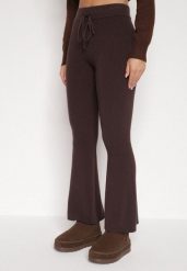 Brązowe Spodnie Dzwony z Dzianiny z Wiskozą Zetiva. Brązowe spodnie materiałowe damskie Born2be, bez wzorów, z dzianiny. Za 129.99 zł.