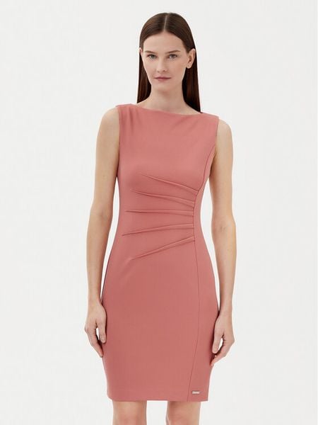 Calvin Klein Sukienka koktajlowa K20K208433 Różowy Slim Fit. Czerwone sukienki damskie Calvin Klein, bez wzorów, z syntetyku, wizytowe, bez kołnierzyka, bez ramiączek. Za 419.99 zł.
