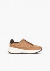 Ciężkie sneakersy ze wstawką z imitacji futra. Brązowe obuwie sportowe damskie bonprix, bez wzorów, bez zapięcia. Za 149.99 zł.