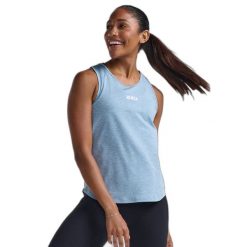 Damski tank top 2XU Motion. Białe topy damskie 2XU, bez wzorów, sportowe, bez kołnierzyka, bez ramiączek. W wyprzedaży za 117.25 zł.