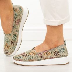 Multi skórzane półbuty damskie Filippo Dp4555/26. Żółte półbuty damskie Filippo, na lato, bez wzorów, z jeansu, casualowe, bez obcasa, bez zapięcia. W wyprzedaży za 192.72 zł.