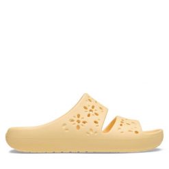 Klapki Crocs. Brązowe klapki męskie Crocs, bez wzorów, bez zapięcia. Za 129.99 zł.