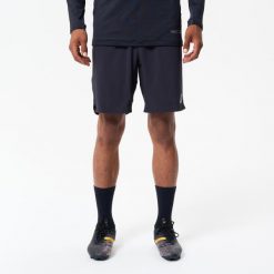 Bluza piłkarska Kipsta CLR Club na krótki suwak. Czarne bluzy męskie KIPSTA, l, bez wzorów, z materiału, sportowe, bez ramiączek, bez kaptura. Za 139.99 zł.